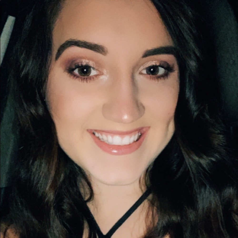 Meet your Posher, Mary Kate